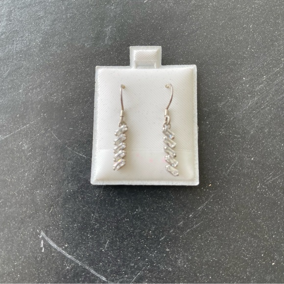 Sterling silver 925 cubic zirconium dangle earrings - Picture 4 of 10